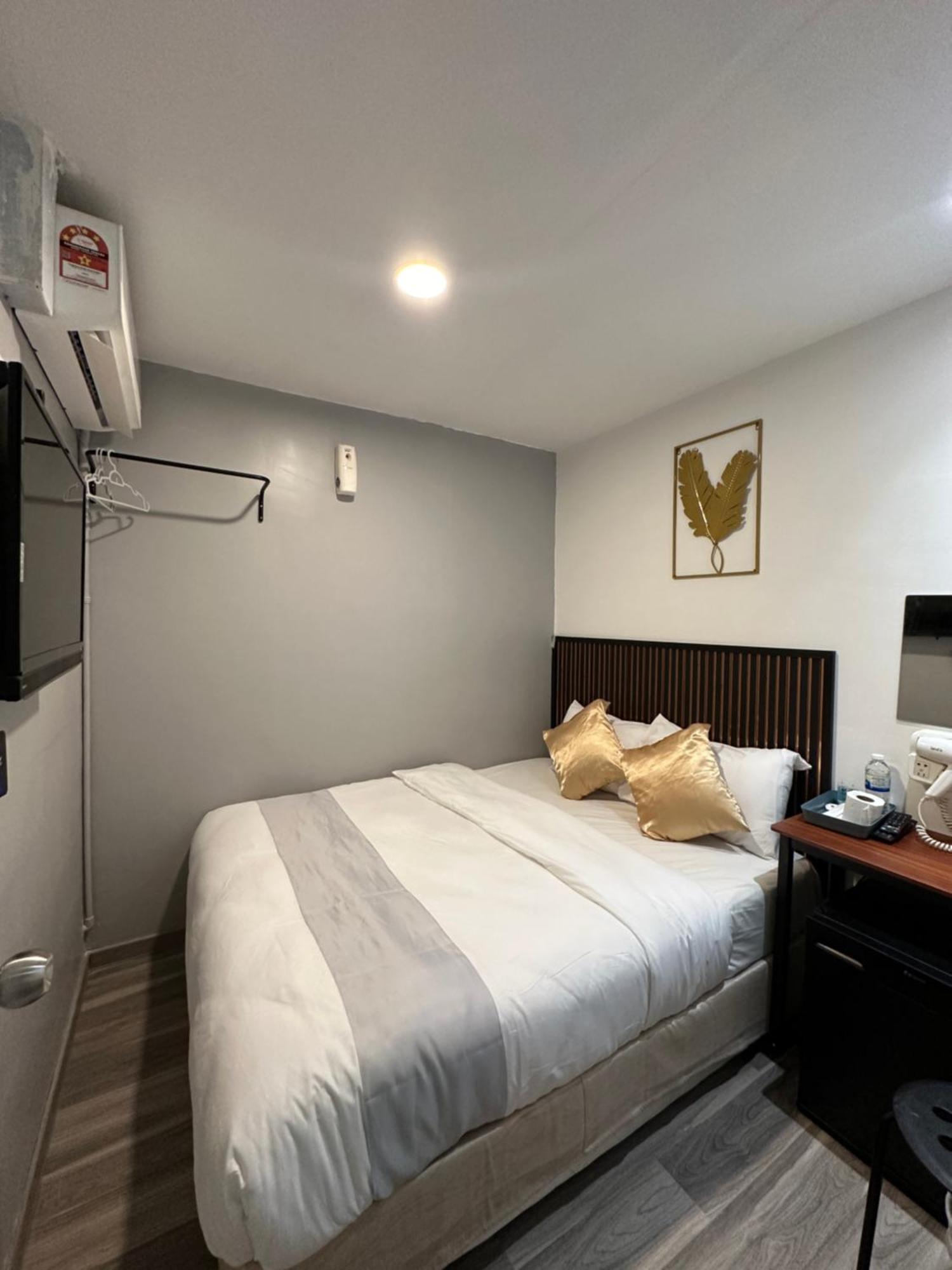 Hotel Ss Grey House *